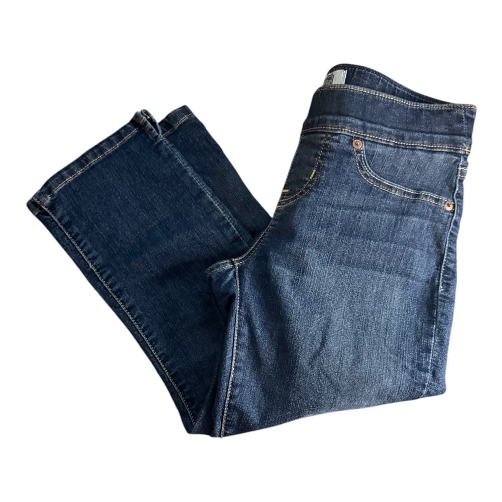 Women's Levi’s Capri - Picture 6 of 6